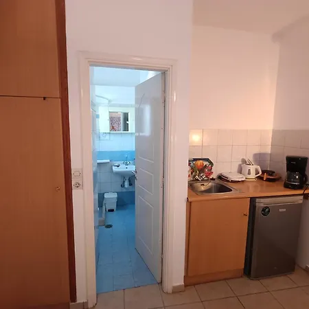 Maritina's In Vroutsi Village Aparthotel 3*