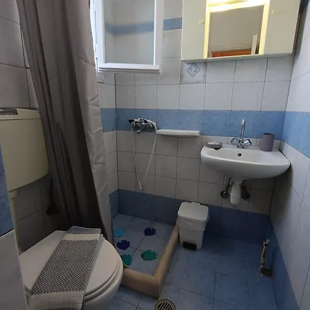 Aparthotel Maritina's In Vroutsi Village