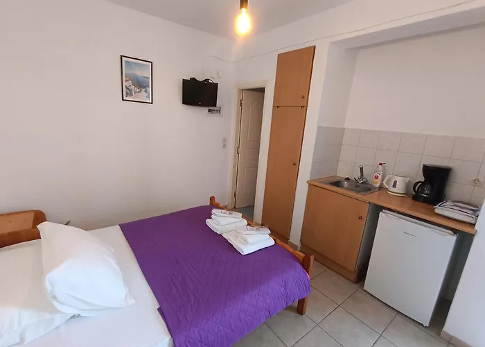 Maritina's In Vroutsi Village 3*