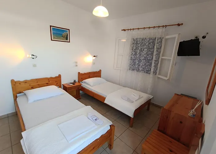 Apartahotel Maritina's In Vroutsi Village